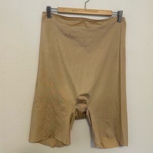 SPANX Seamless Sculpting Simplicity Shorts Extra High Rise Size 2X Women’s Beige